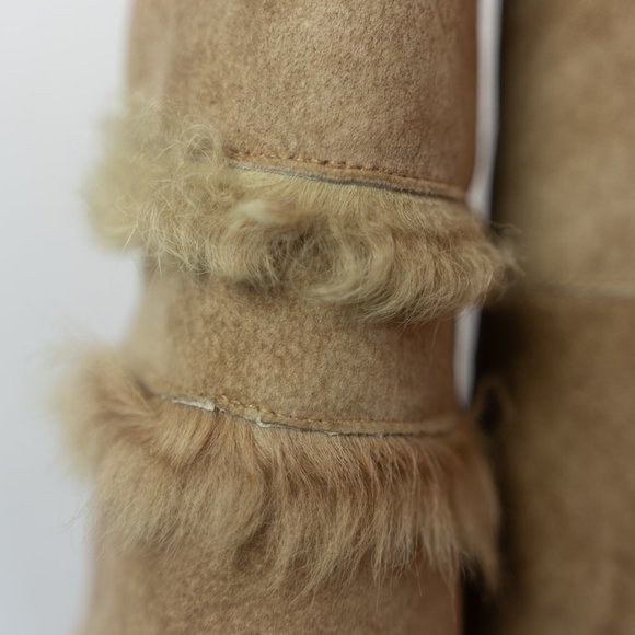 Shearling Full-Length Coat with turn-up sleeve cuffs - Picture 6 of 16